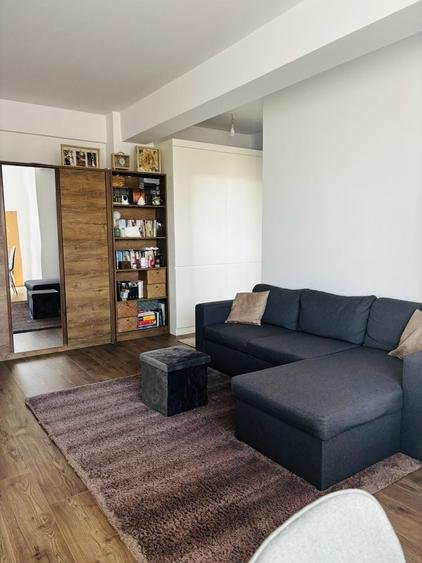 Apartament cu 3 camere decomandat în Burdujeni