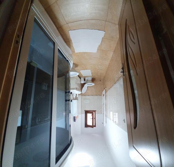 Apartament cu 2 camere decomandat în Hunedoara