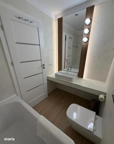 Apartament cu 3 camere în Barbu Văcărescu