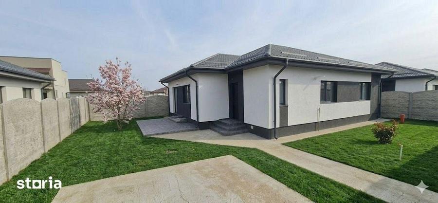 Casă cu 4 camere cu Teren 400 Mp în Clinceni