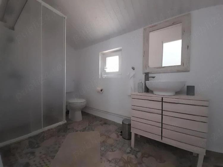 Casă cu 3 camere cu Teren 165 Mp în Sasca Montană