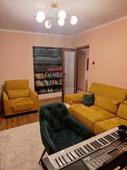 Apartament cu 2 camere decomandat în Central