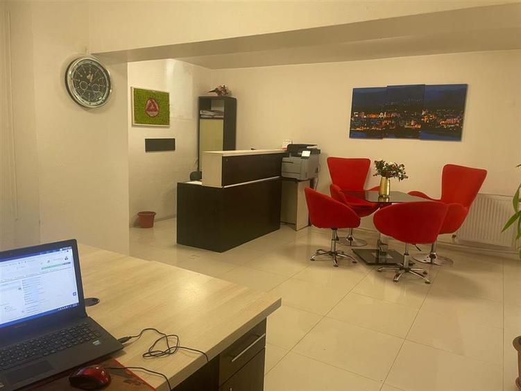 Spațiu comercial, de 82 mp, în 9 Mai