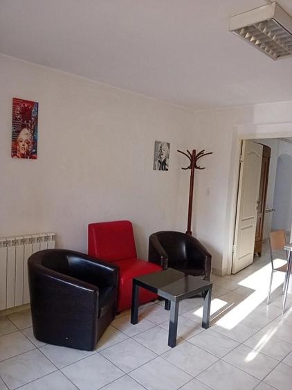 Apartament semidecomandat în Central