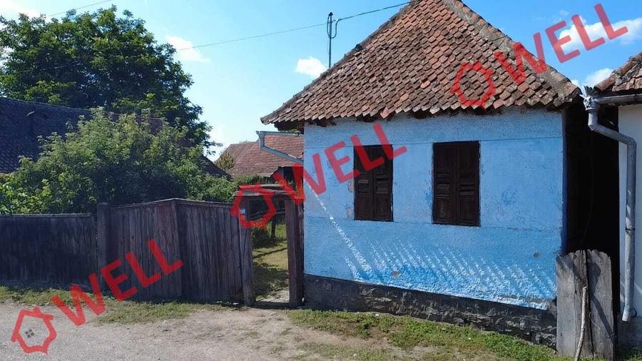 Casă cu 2 camere cu Teren 713 Mp în Aita Medie