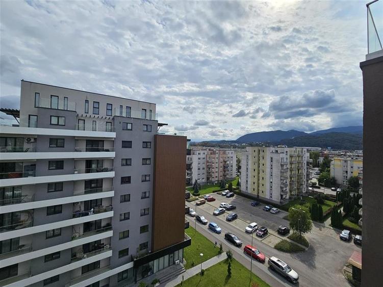 Garsonieră decomandată, mobilată în Bartolomeu