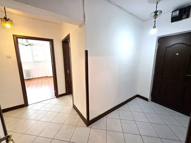 De vanzare 3 camere la Doamna Ghica, bloc reabilitat, decomandat - 12