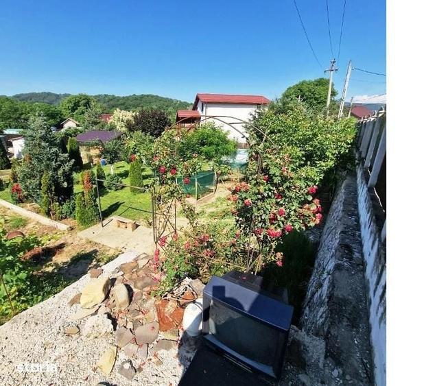 Casă cu 4 camere în Provița de Sus