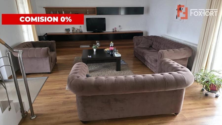 Casă cu 6 camere cu Teren 351 Mp în Central