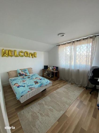 Casă cu 5 camere cu Teren 6880 Mp în Fărcașa