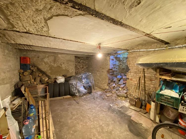 Casă cu 2 camere cu Canalizare în Iosefin