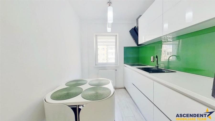 Apartament cu 3 camere decomandat în Griviței
