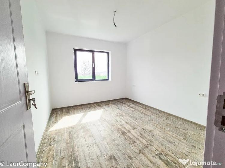 Casă cu 4 camere cu Teren 500 Mp în Drăganu