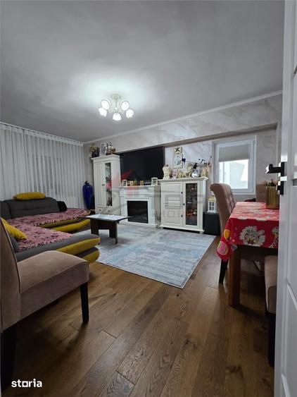 Apartament cu 4 camere decomandat în Ciurea