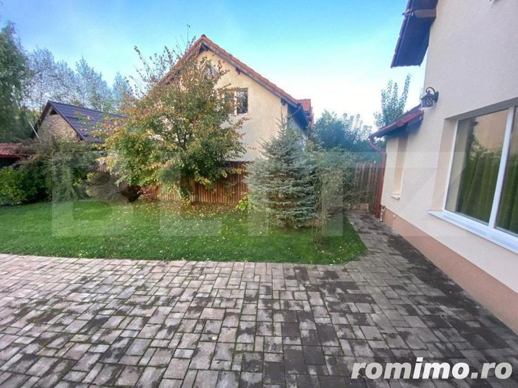 Casă cu 4 camere cu Teren 1750 Mp în Corunca