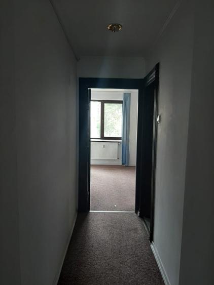 Apartament cu 5 camere decomandat în Romană