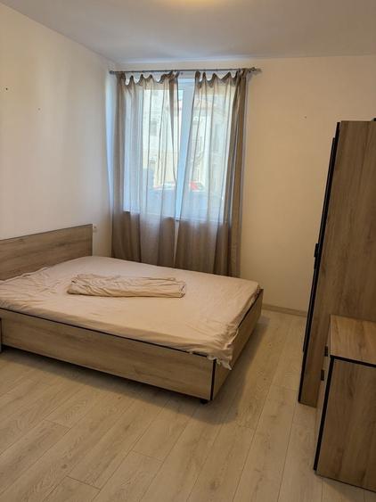 Apartament cu 3 camere decomandat în Dumbrăvița