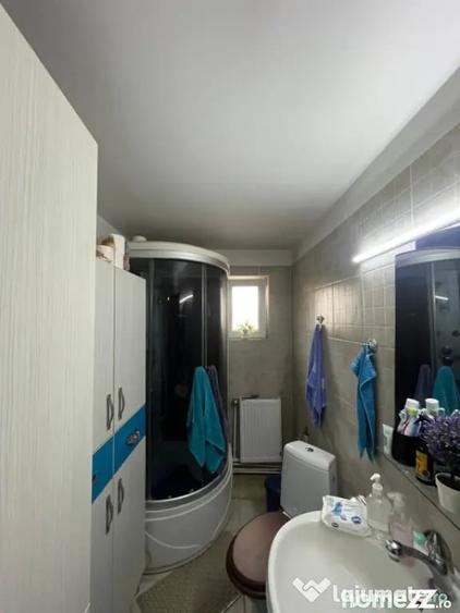 Casă cu 7 camere cu Teren 2354 Mp în Malu Mare