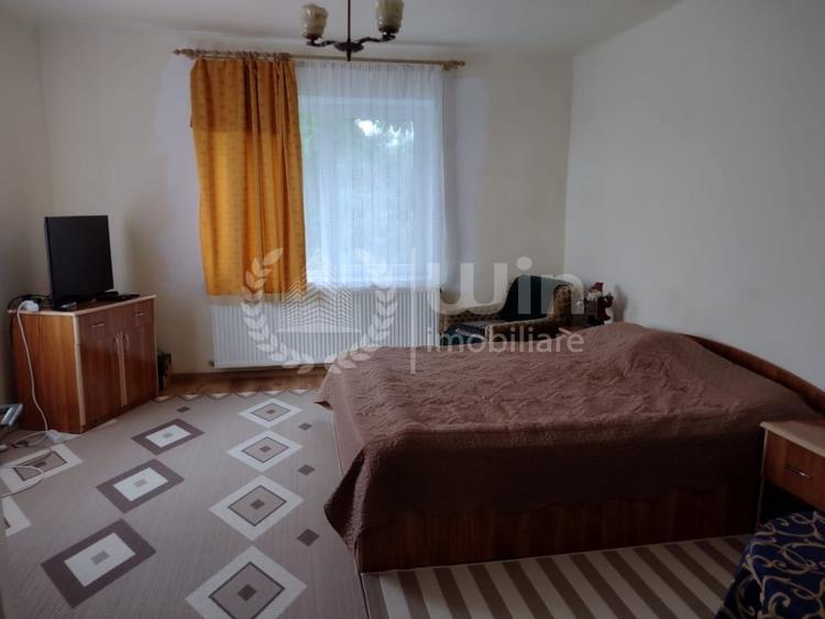 Casă individuală cu 2 camere cu Teren 2382 Mp în Aiton