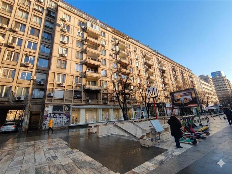 Apartament cu 2 camere semidecomandat în Romană