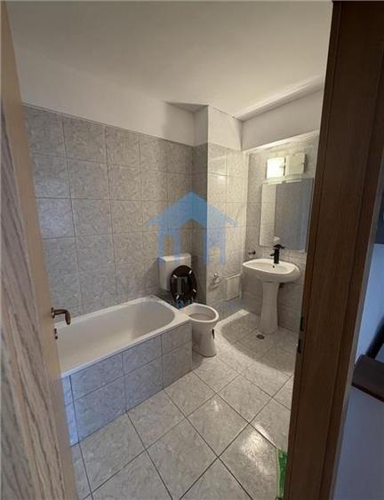 Apartament cu 2 camere decomandat în Mărăști