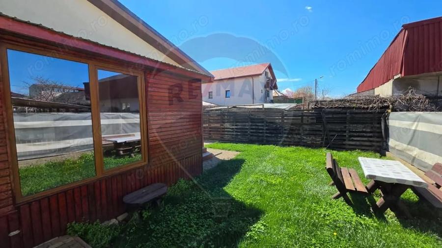 Casa de vacanta de vanzare in Eforie Nord 20 min pana la mare - 5