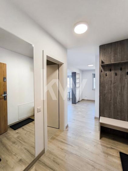 Apartament cu 2 camere decomandat, mobilat în Tractorul
