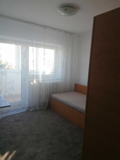 Apartament cu 3 camere decomandat în Mărăști