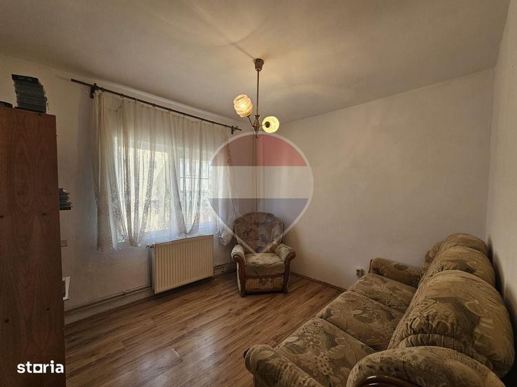 Apartament cu 4 camere în Central