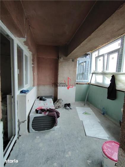 Apartament cu 4 camere decomandat în Obor