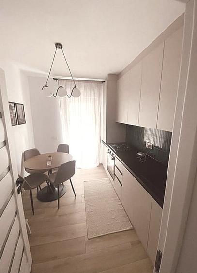Apartament cu 2 camere decomandat, mobilat în Floreasca