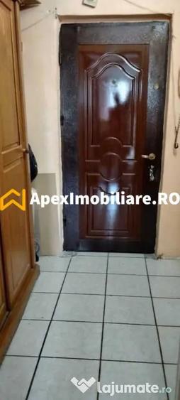 Garsonieră decomandată în Colentina