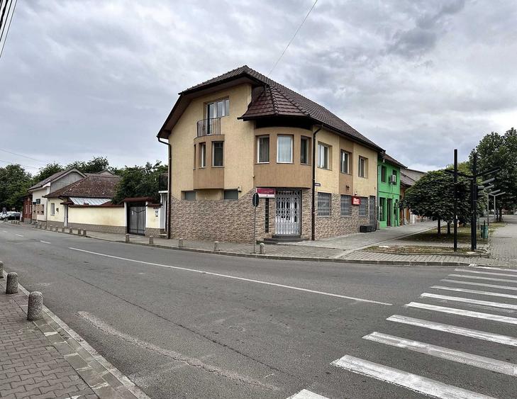 Casă cu 4 camere în Ultracentral