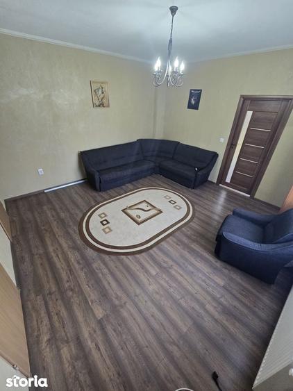 Apartament cu 3 camere în Burdea