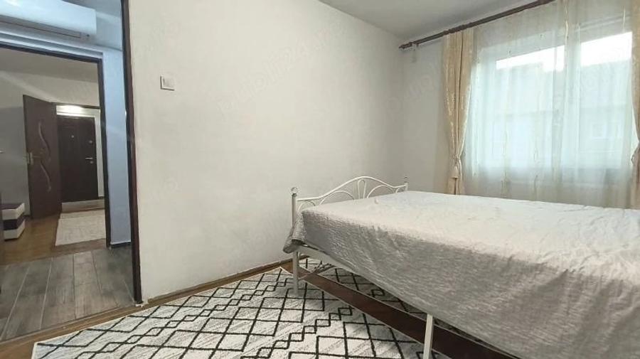 Apartament cu 2 camere semidecomandat în Piața Centrală