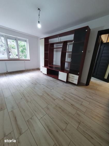 Apartament cu 2 camere decomandat în Sălăjan