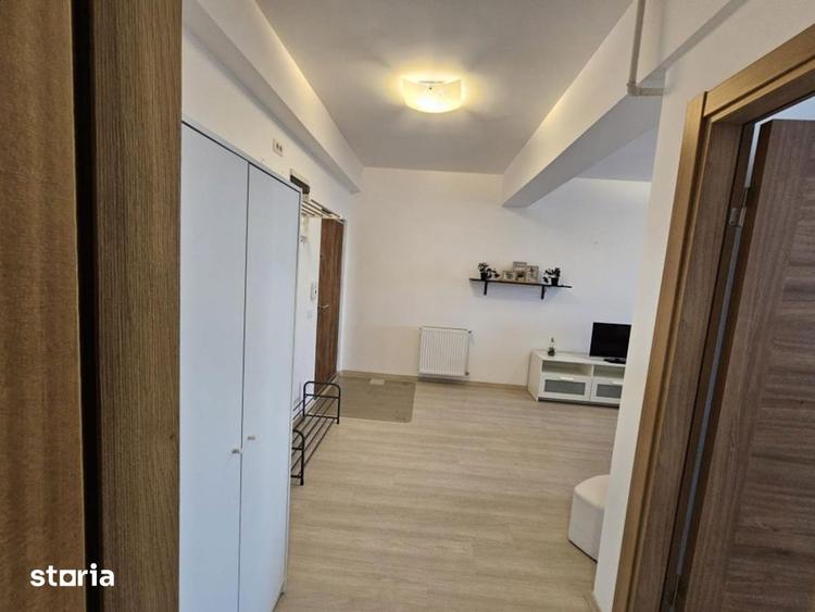 Apartament cu 2 camere semidecomandat, mobilat în Vitan