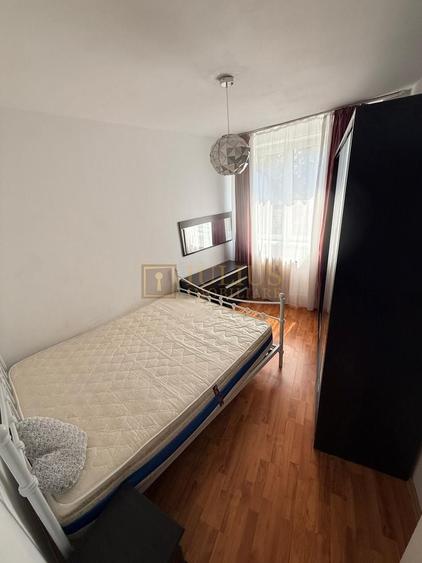 Apartament cu 3 camere decomandat, mobilat în Complex Studențesc