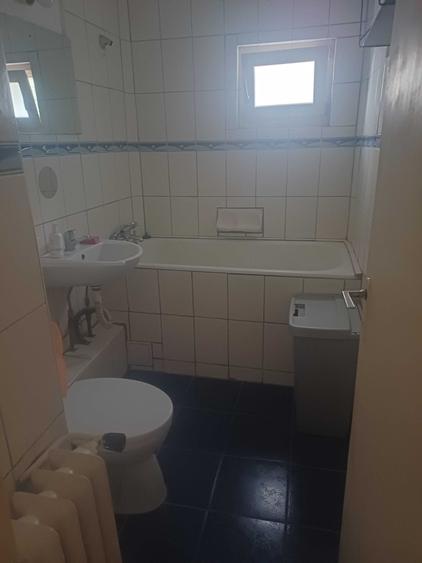 Apartament cu 2 camere semidecomandat în Nufărul