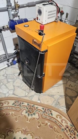 Casă individuală cu 3 camere cu Canalizare în Luncoiu de Sus