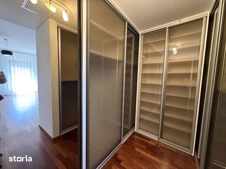 Apartament cu 4 camere, mobilat în Băneasa