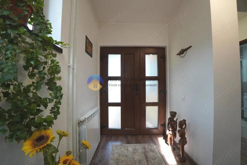 Casă cu 4 camere cu Teren 1824 Mp în Pângărați