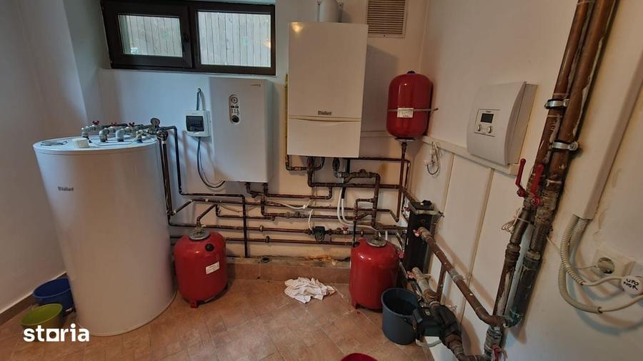 Casă cu 5 camere cu Teren 1030 Mp în Bârnova