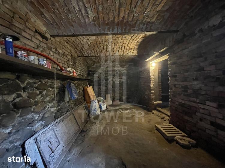 Casă cu 4 camere cu Teren 1464 Mp în Porumbacu de Jos