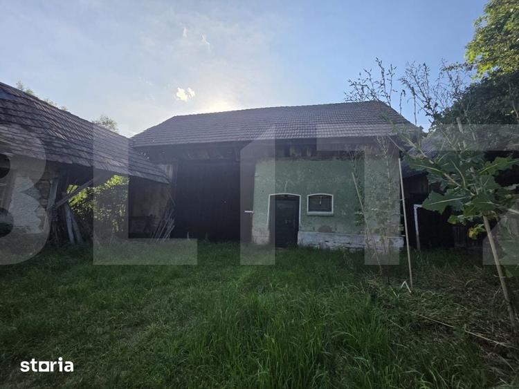 Casă cu 3 camere cu Teren 1957 Mp în Bita