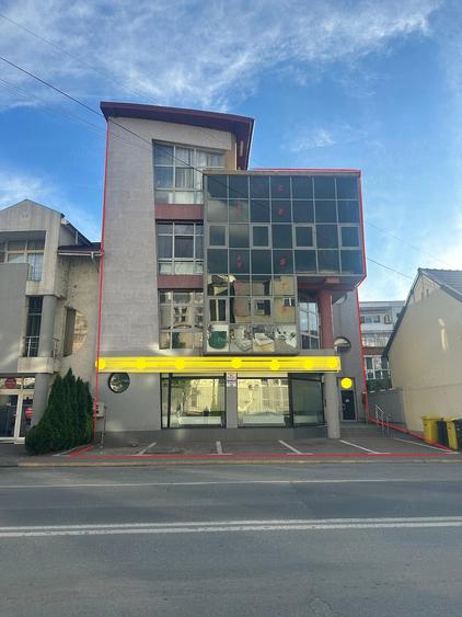 Casă cu Teren 454 Mp în Central
