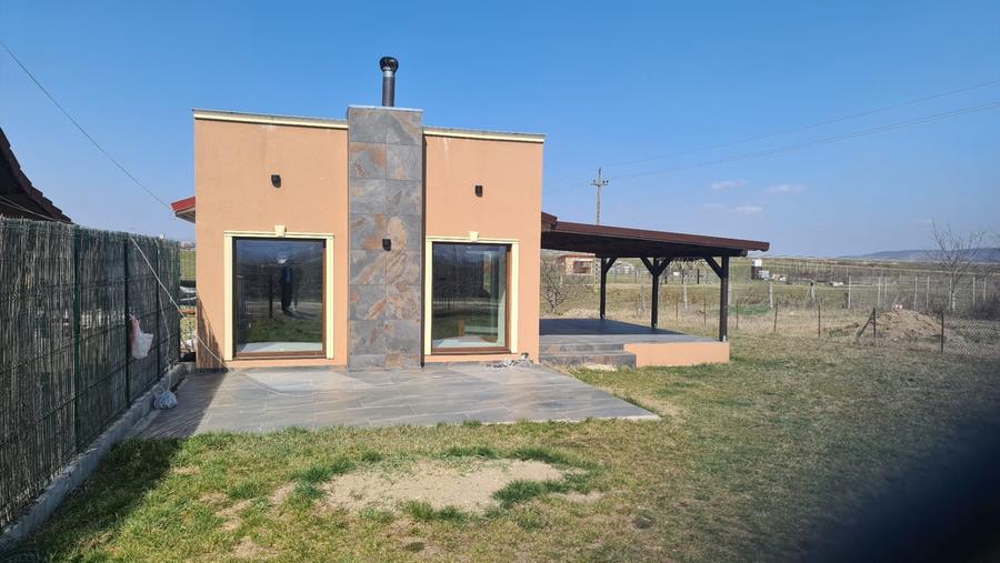 Casă individuală cu 3 camere cu Teren 500 Mp în Micești
