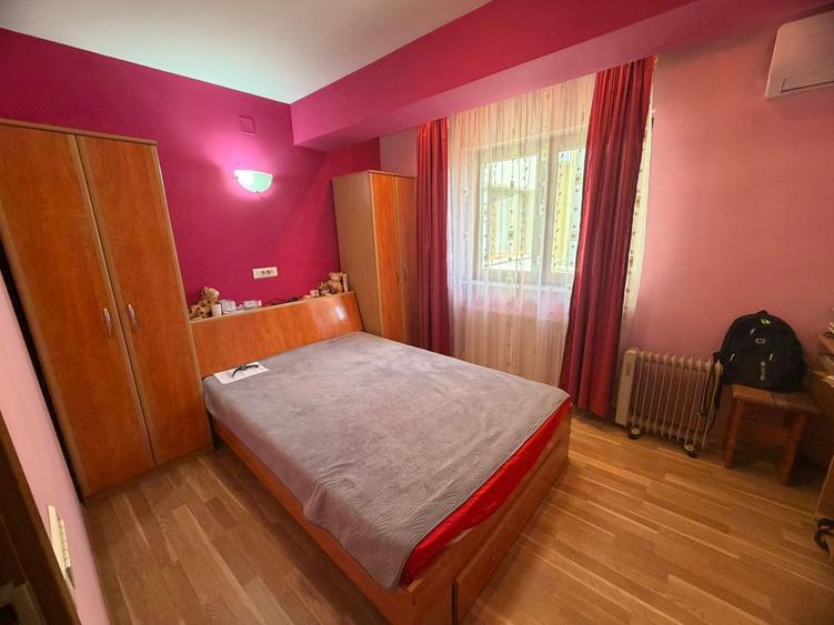 Casă individuală cu 6 camere cu Canalizare în Sălaj