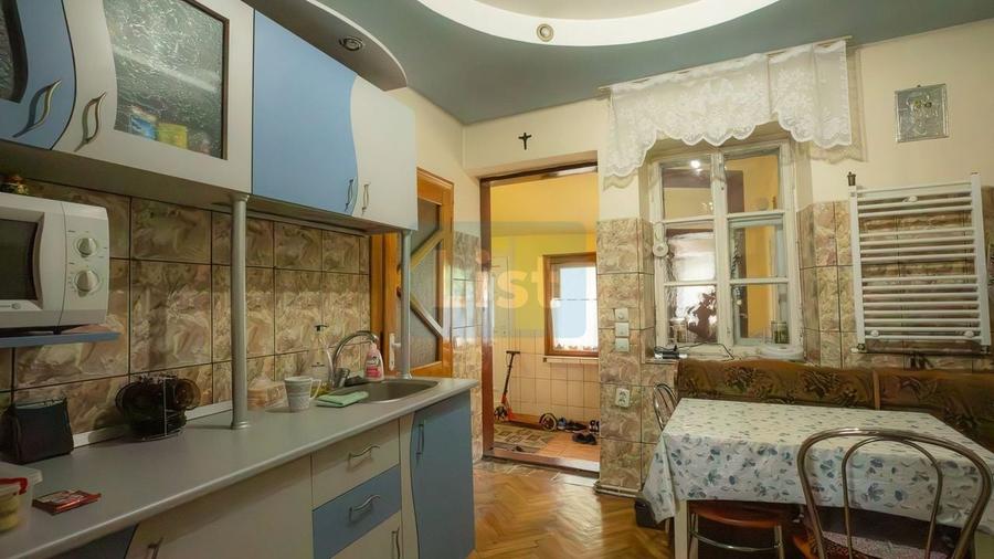 Casă cu 4 camere cu Canalizare în Muncitoresc