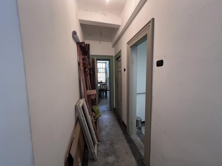 Apartament 3 camere semidecomandat. Palatul Agricola-Fonciera. - 16